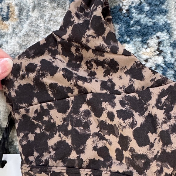 Varley Leopard Print Crop Top in Brown - Picture 3 of 4